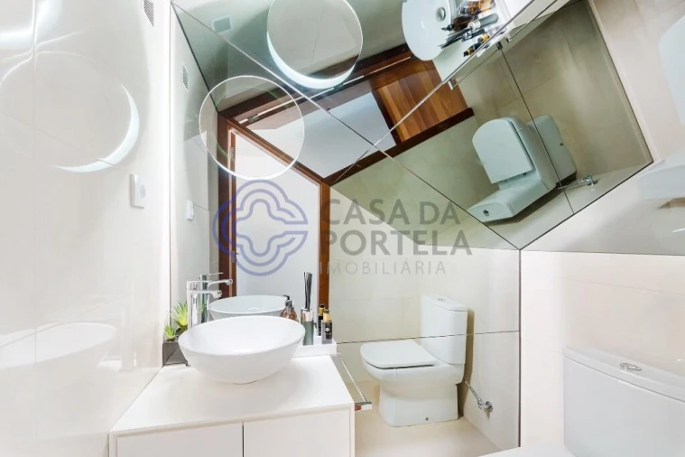 Moradia T4 para Venda em São Mamede de Infesta e Senhora da Hora Foto 25