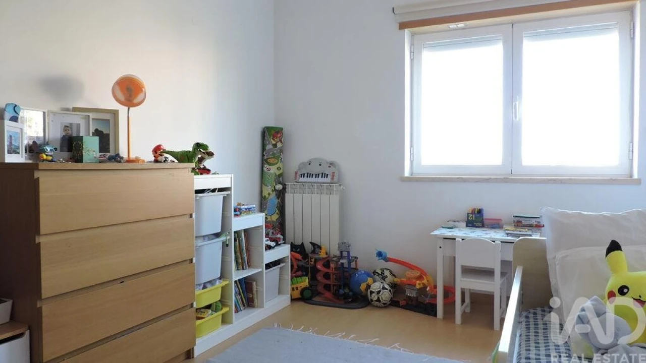 Apartamento T2 para Venda em São Domingos de Rana Foto 19