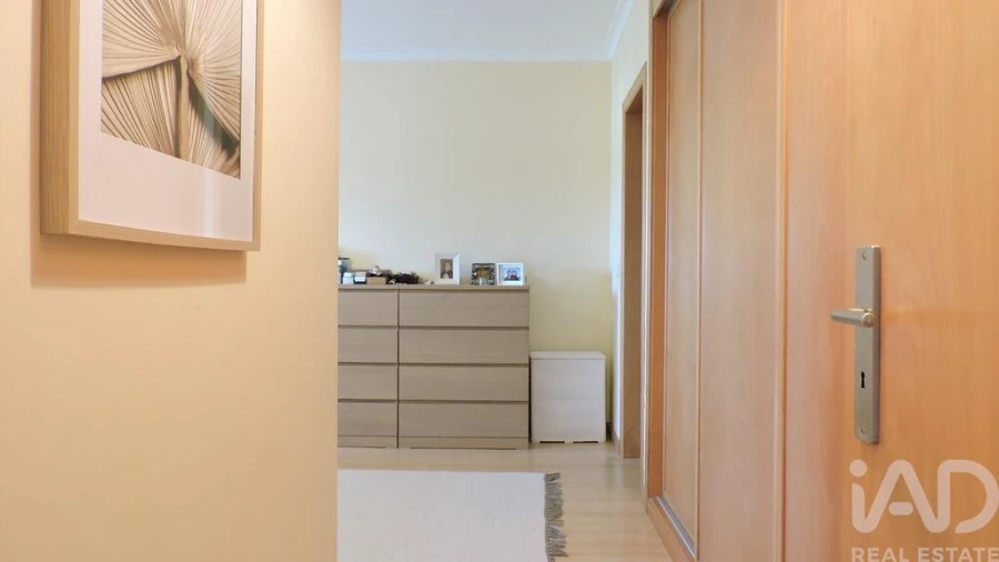 Apartamento T2 para Venda em São Domingos de Rana Foto 20