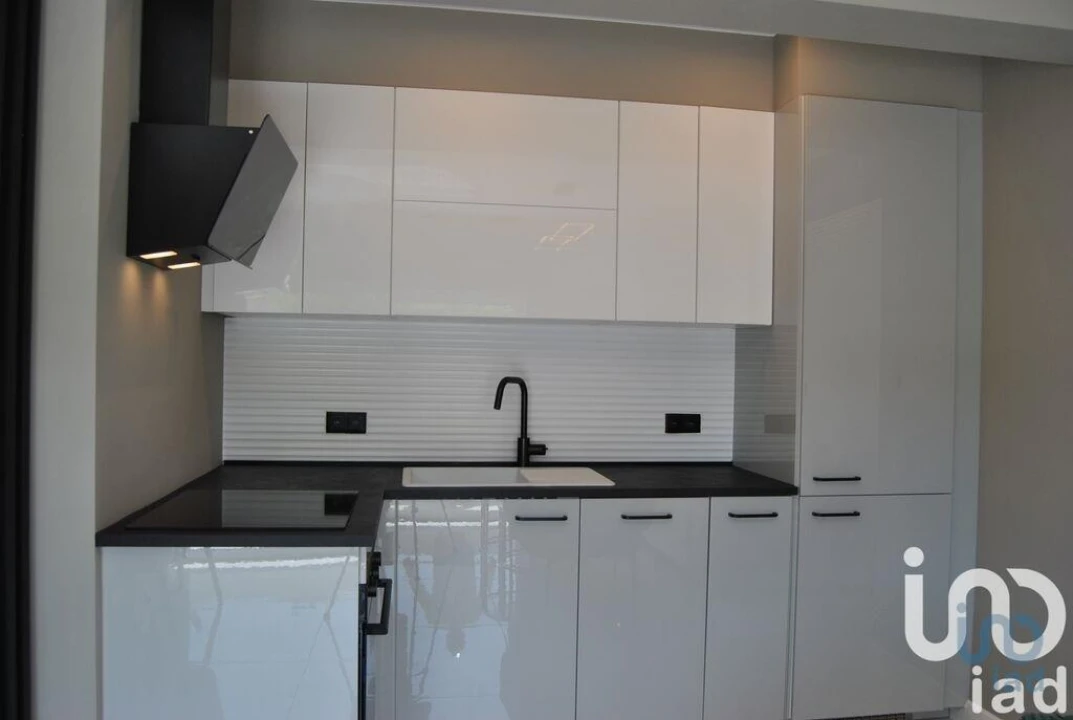 Apartamento T2 para Venda em Quarteira Foto 4