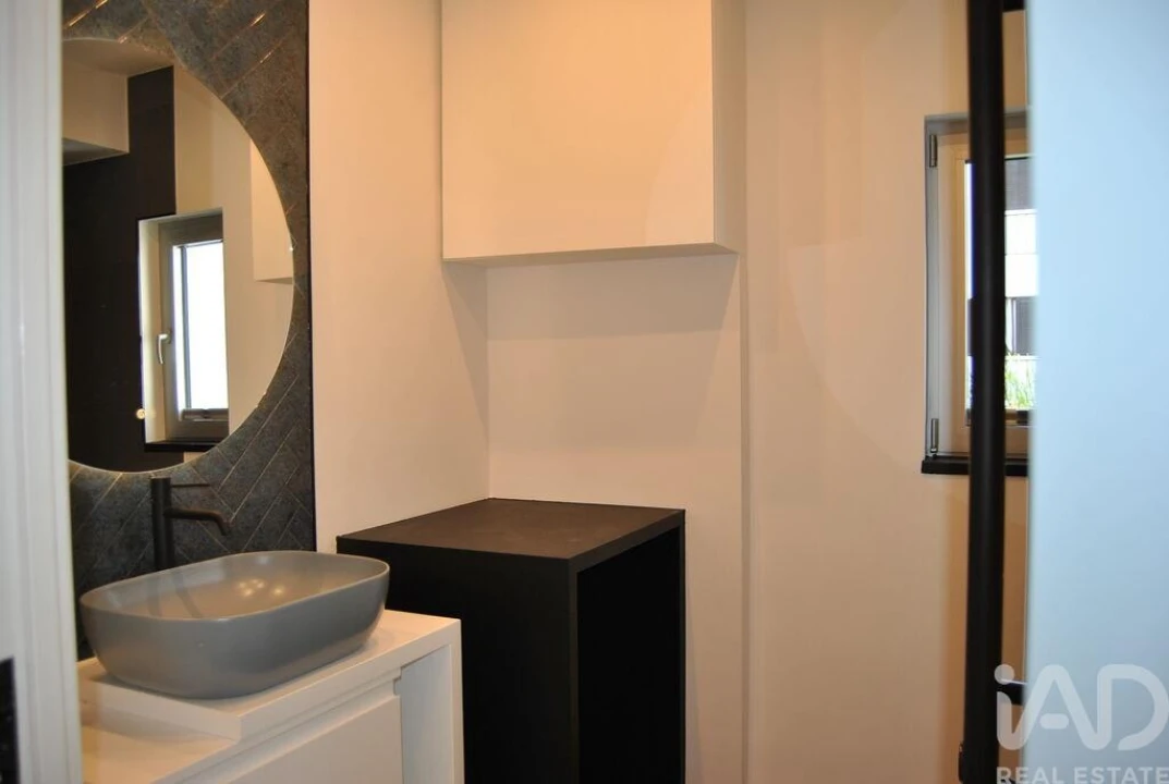 Apartamento T2 para Venda em Quarteira Foto 22