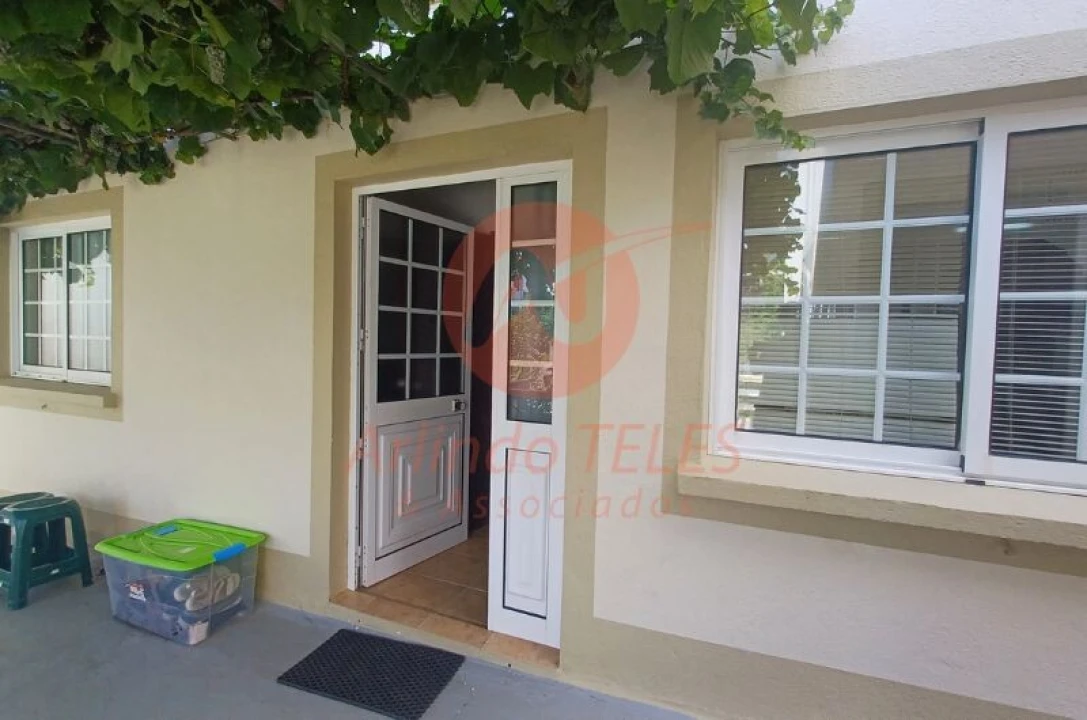 Moradia T3 para Venda em Calheta Foto 7