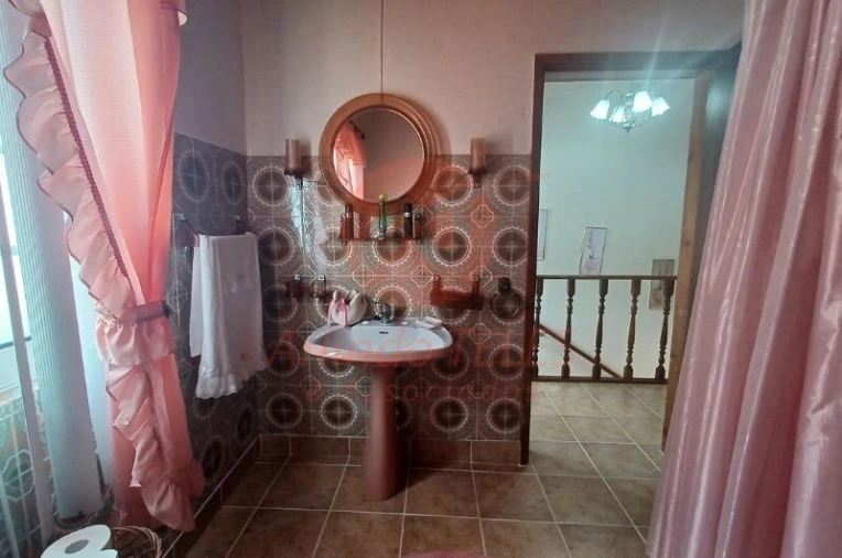 Moradia T3 para Venda em Calheta Foto 17