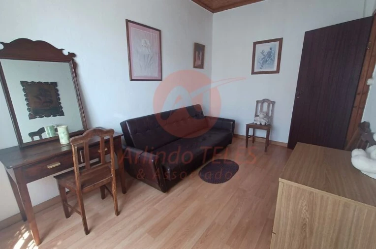 Moradia T3 para Venda em Calheta Foto 12