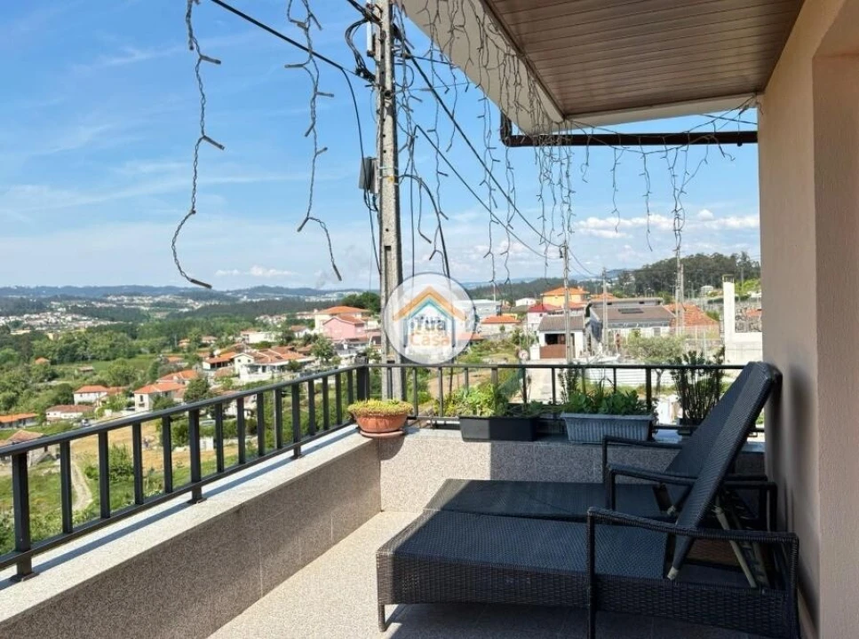 Moradia T3 para Venda em Meinedo Foto 11