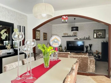 Moradia T3 para Venda em Meinedo