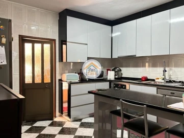 Moradia T3 para Venda em Meinedo