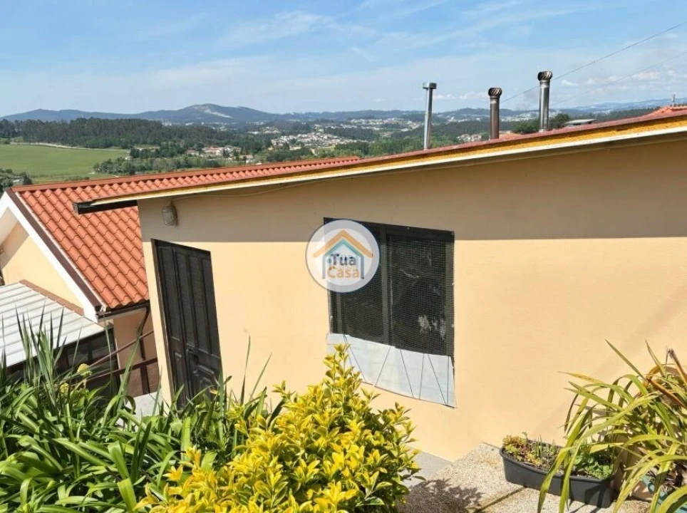 Moradia T3 para Venda em Meinedo Foto 9