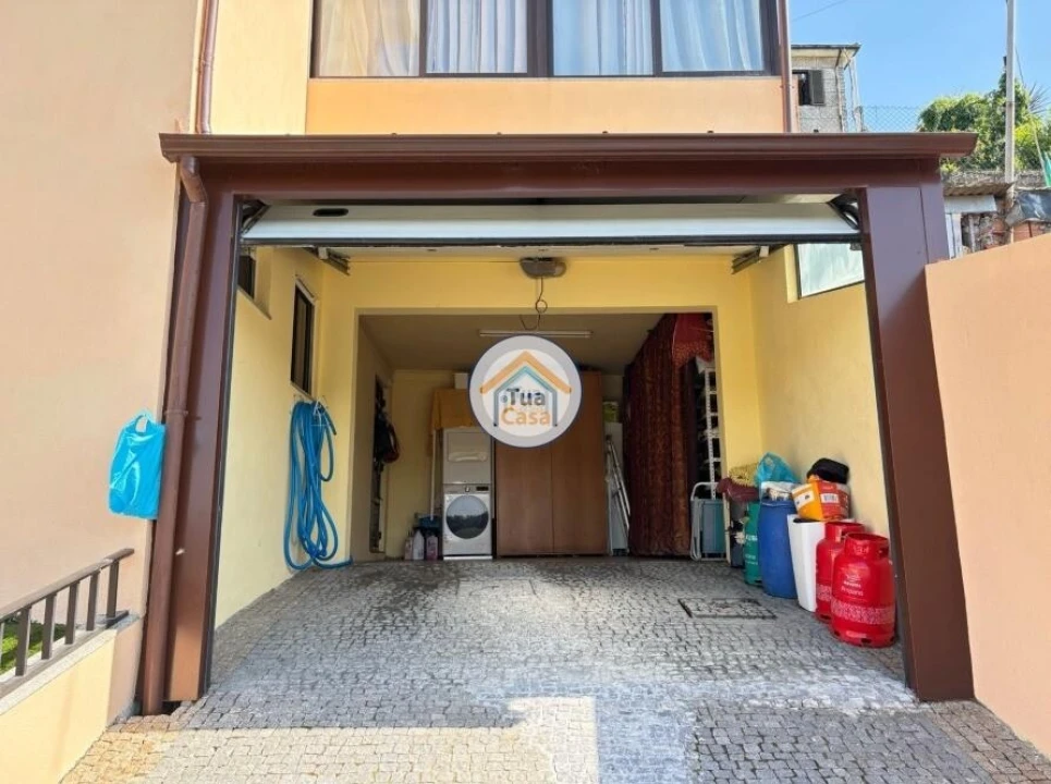 Moradia T3 para Venda em Meinedo Foto 10