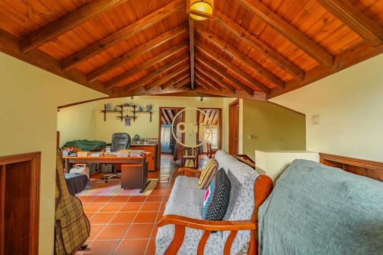 Moradia T4 para Venda em Povoação Foto 17