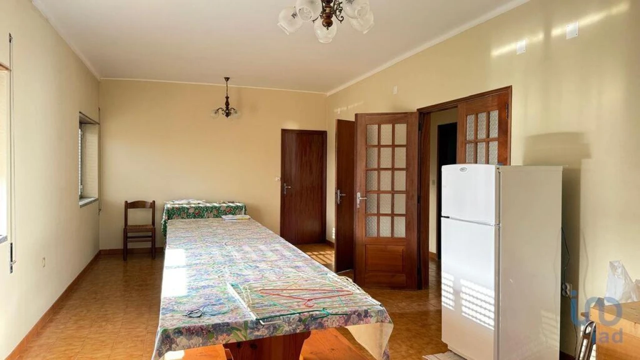 Moradia T3 para Venda em Abrã Foto 10