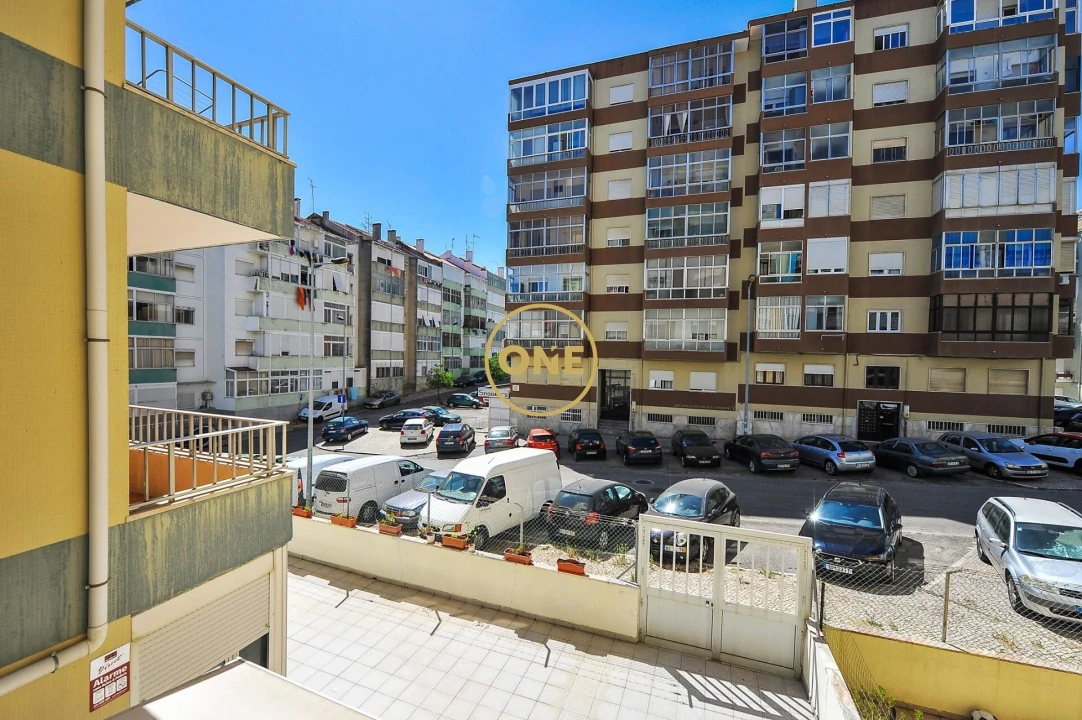Apartamento T3 para Venda em Almada, Cova da Piedade, Pragal e Cacilhas Foto 12