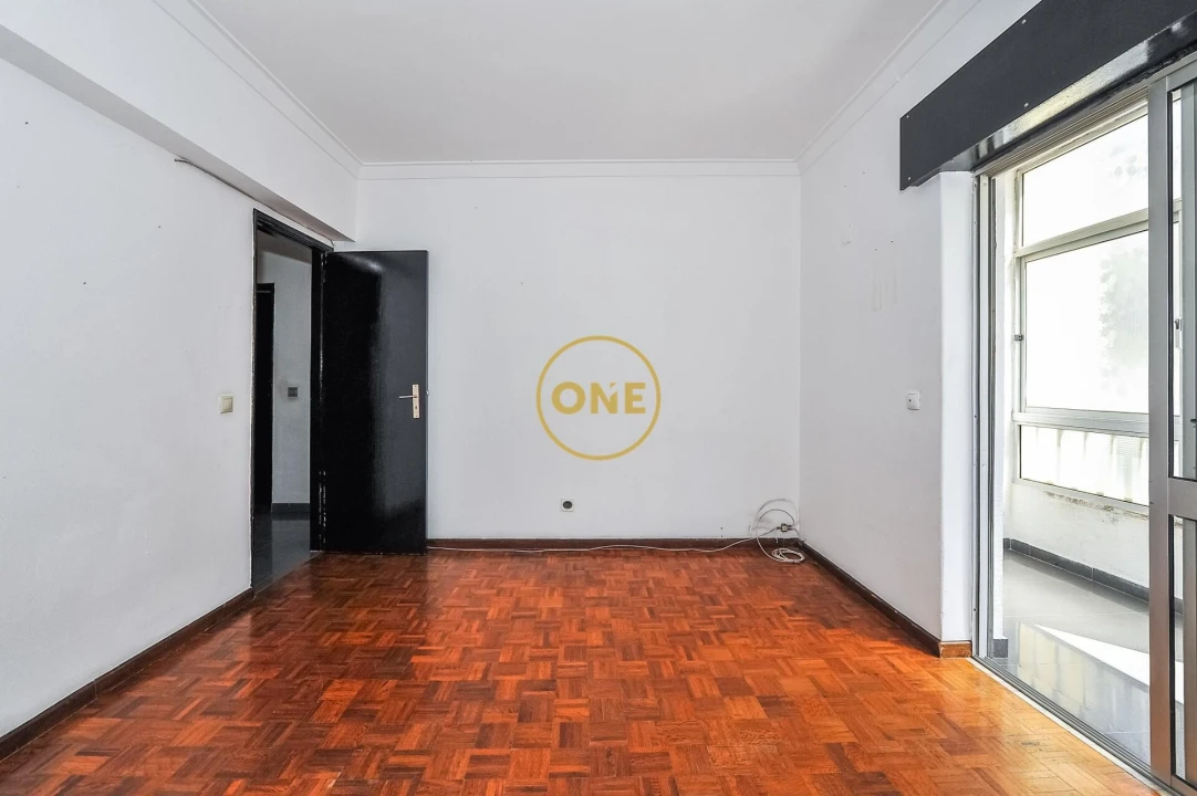 Apartamento T3 para Venda em Almada, Cova da Piedade, Pragal e Cacilhas Foto 22