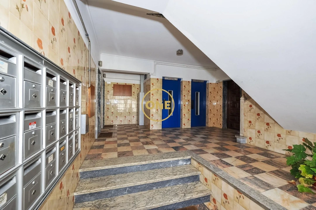 Apartamento T3 para Venda em Almada, Cova da Piedade, Pragal e Cacilhas Foto 30