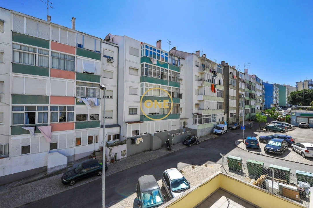 Apartamento T3 para Venda em Almada, Cova da Piedade, Pragal e Cacilhas Foto 26