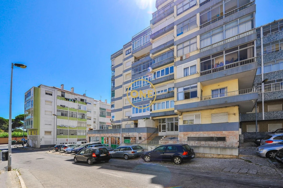 Apartamento T3 para Venda em Almada, Cova da Piedade, Pragal e Cacilhas Foto 31
