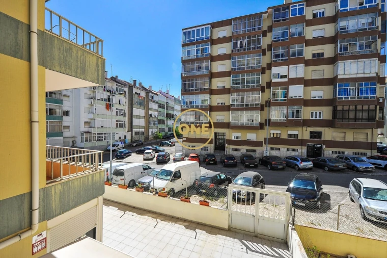 Apartamento T3 para Venda em Almada, Cova da Piedade, Pragal e Cacilhas Foto 12