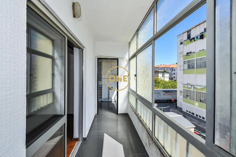 Apartamento T3 para Venda em Almada, Cova da Piedade, Pragal e Cacilhas Foto 24