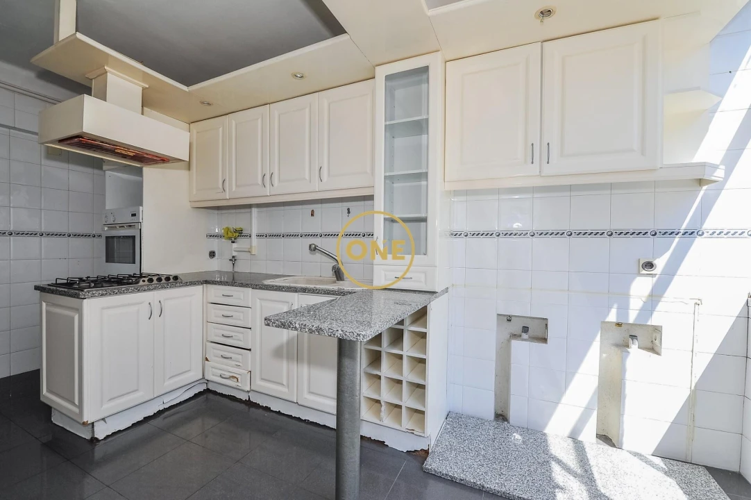 Apartamento T3 para Venda em Almada, Cova da Piedade, Pragal e Cacilhas Foto 29