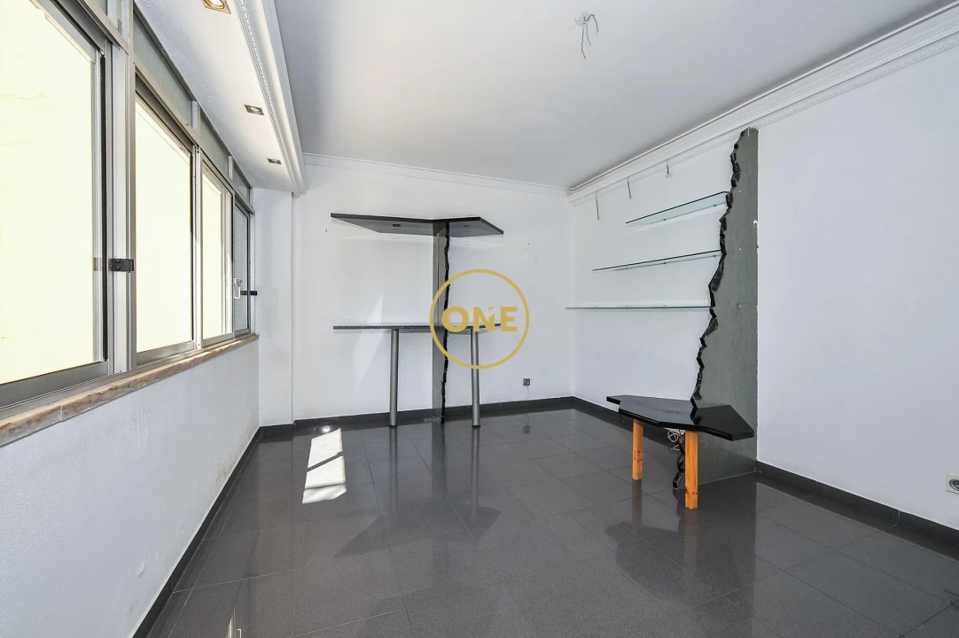 Apartamento T3 para Venda em Almada, Cova da Piedade, Pragal e Cacilhas Foto 8