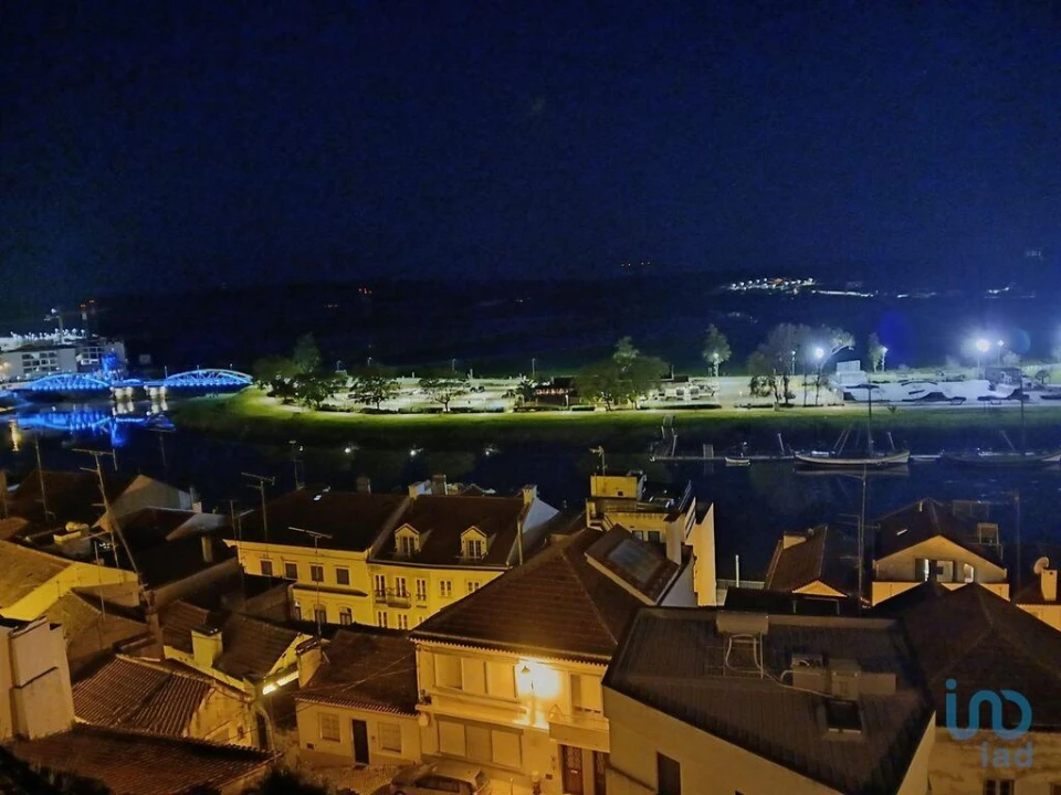 Moradia T3 para Venda em Santa Maria do Castelo e Santiago e Santa Susana Foto 14