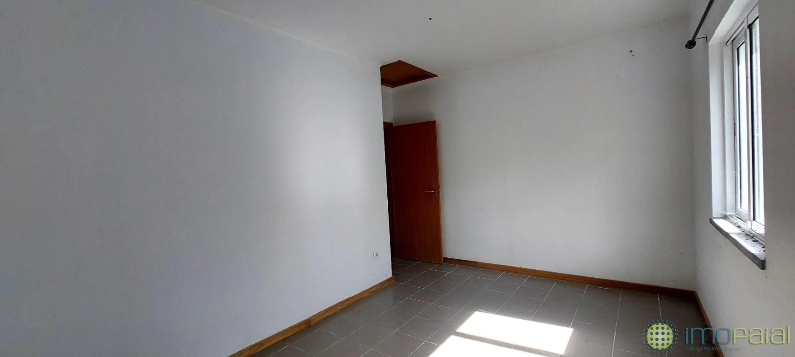 Moradia T2 para Venda em Ribeirinha Foto 8