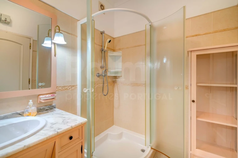 Moradia T5 para Venda em Ferragudo Foto 25