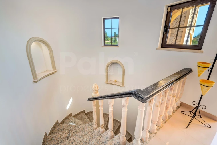 Moradia T5 para Venda em Ferragudo Foto 33