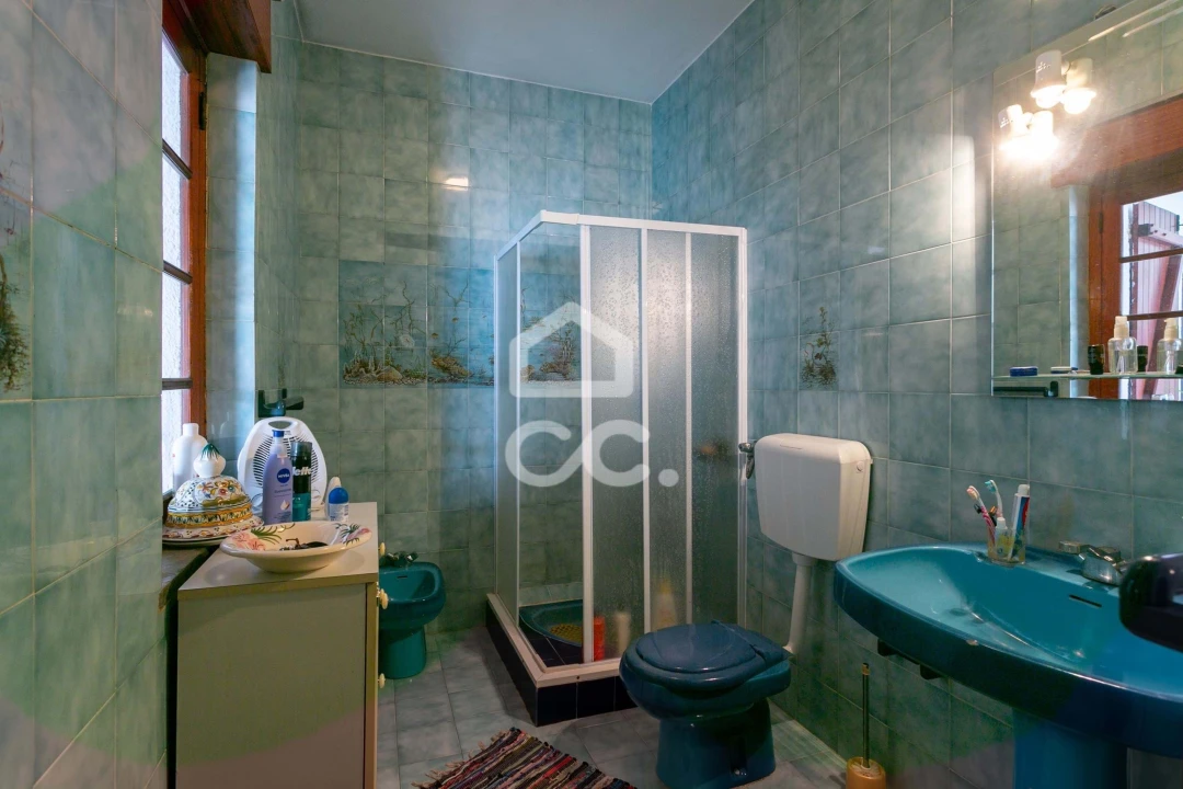 Moradia T5 para Venda em Mourão Foto 21