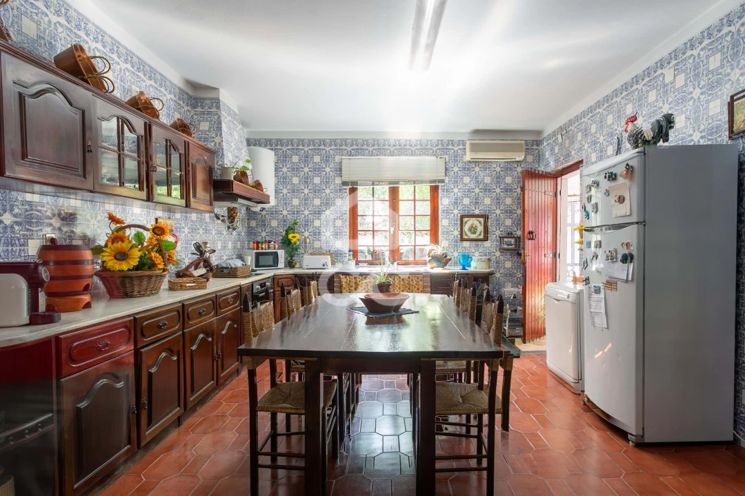 Moradia T5 para Venda em Mourão Foto 5