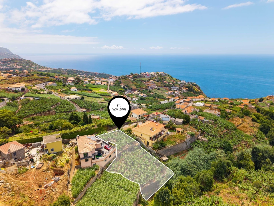 Terreno para Venda em Canhas Foto 2