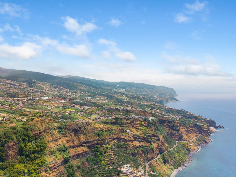Terreno para Venda em Canhas Foto 23
