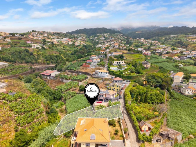 Terreno para Venda em Canhas Foto 10