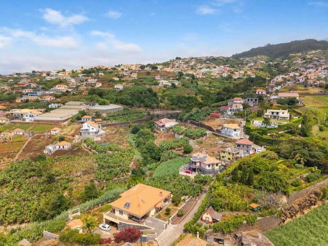 Terreno para Venda em Canhas Foto 9