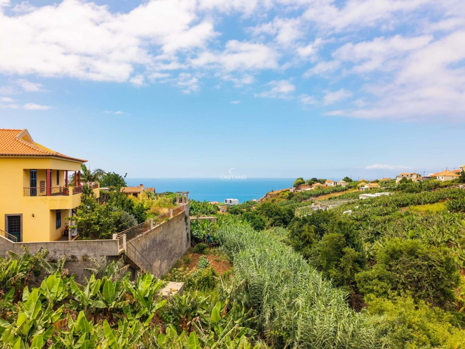 Terreno para Venda em Canhas Foto 17