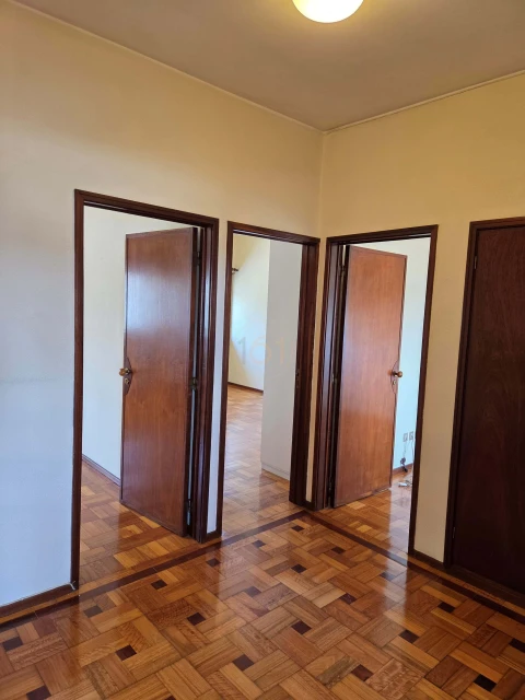 Moradia T4 para Venda em Lordelo do Ouro e Massarelos