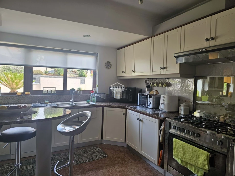 Moradia T3 para Venda em Prazeres Foto 8