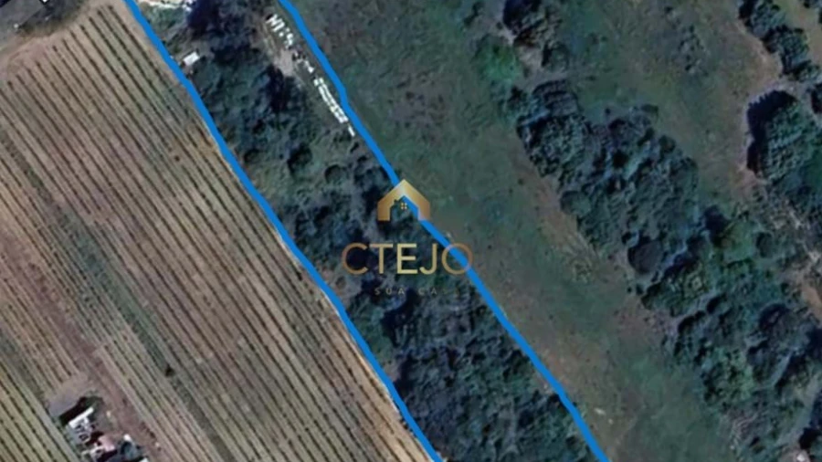 Terreno para Venda em Manique do Intendente, Vila Nova de São Pedro e Maçussa