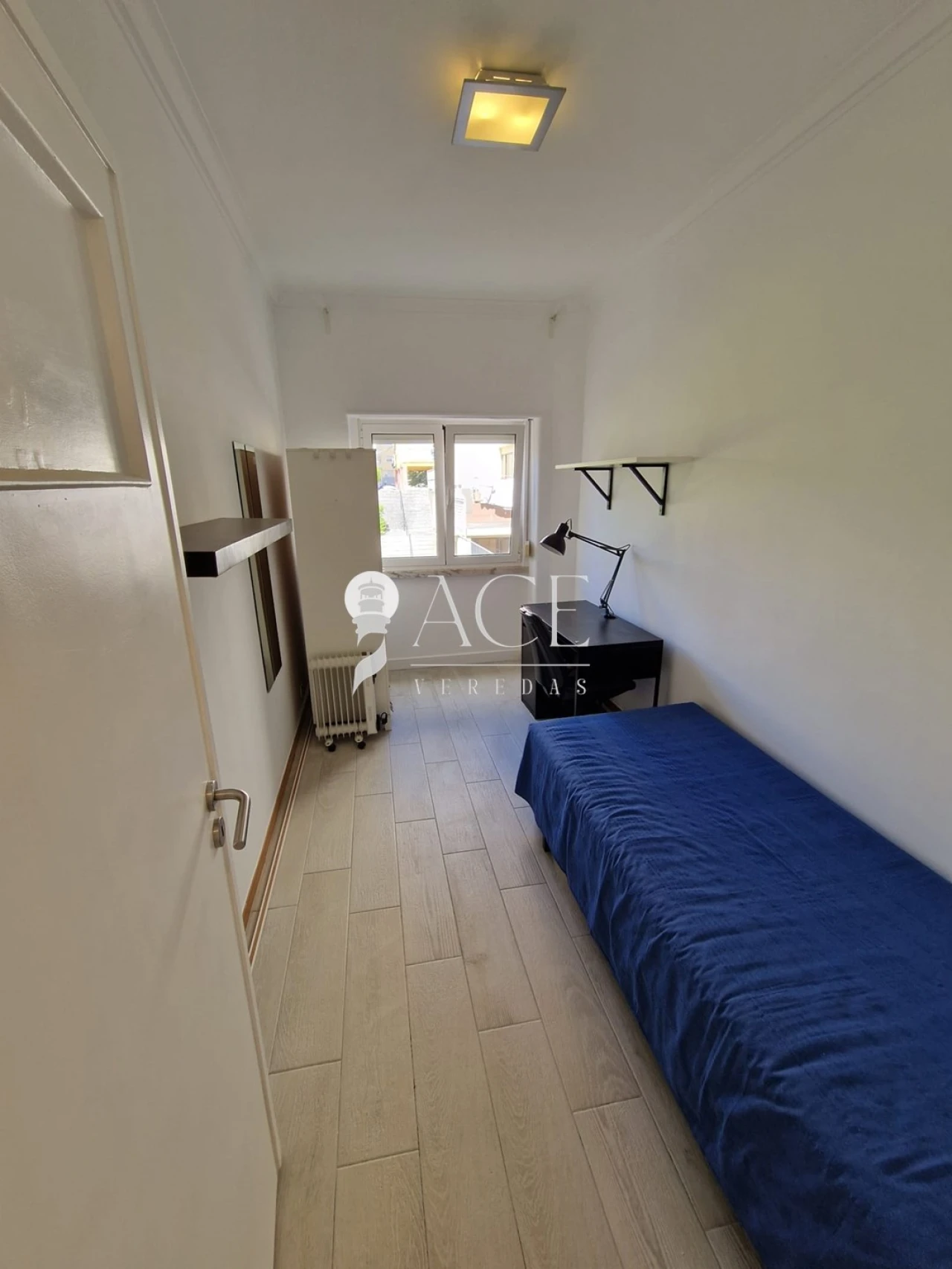 Apartamento T2 para Venda em Pontinha e Famões Foto 16