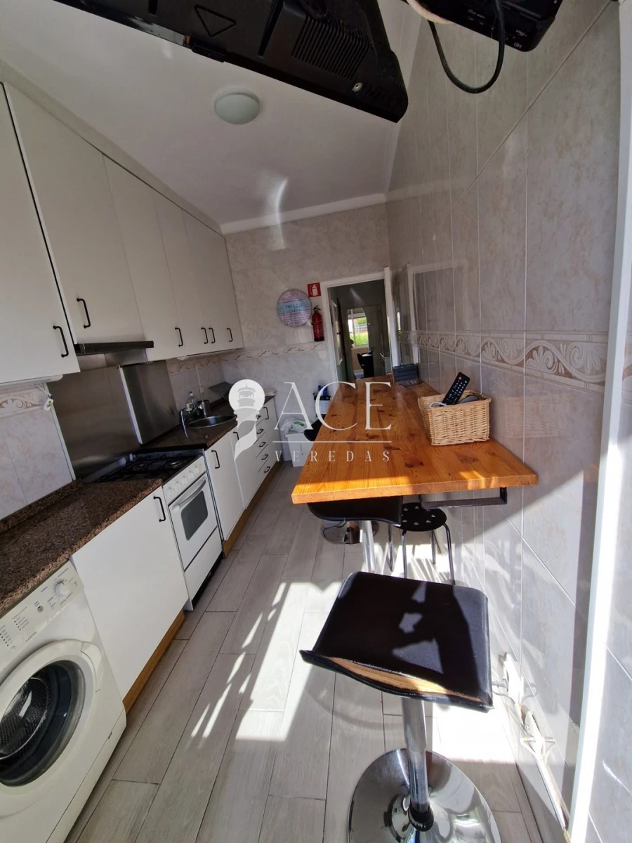 Apartamento T2 para Venda em Pontinha e Famões Foto 5