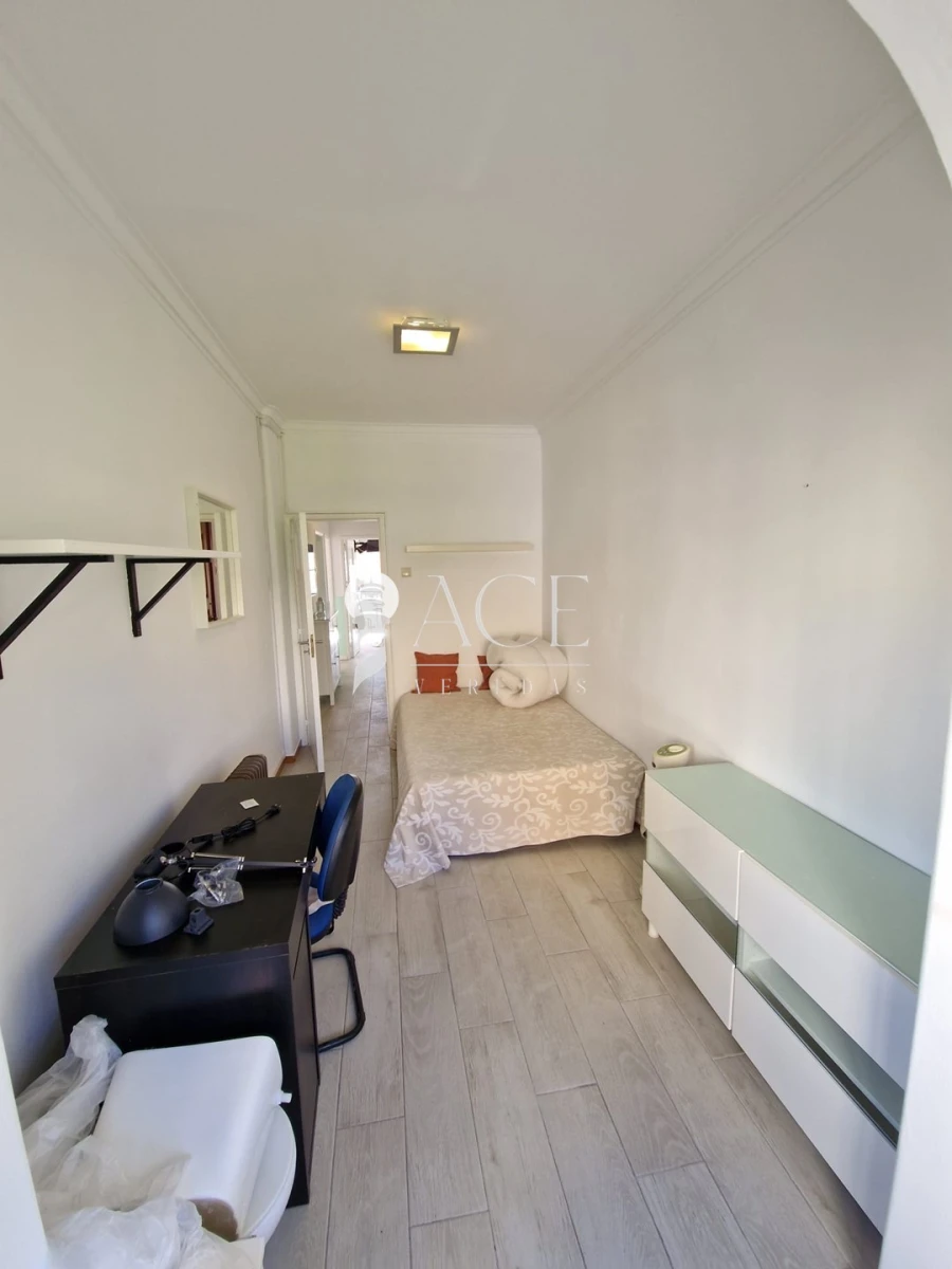 Apartamento T2 para Venda em Pontinha e Famões Foto 29