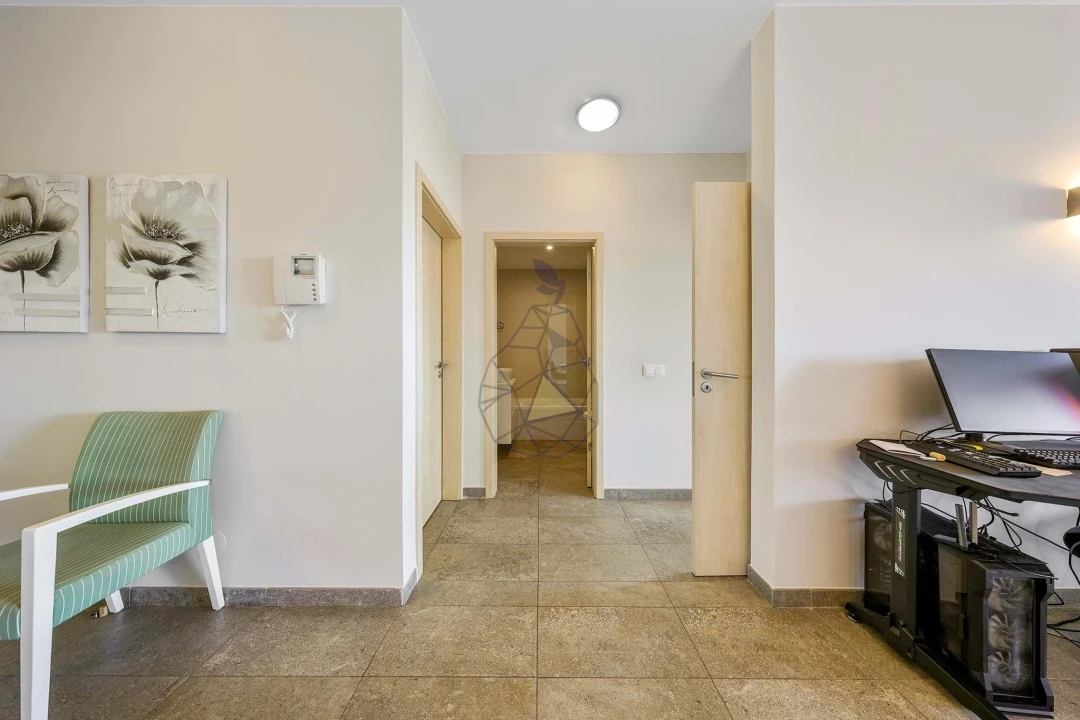 Apartamento T2 para Venda em Mexilhoeira Grande Foto 5