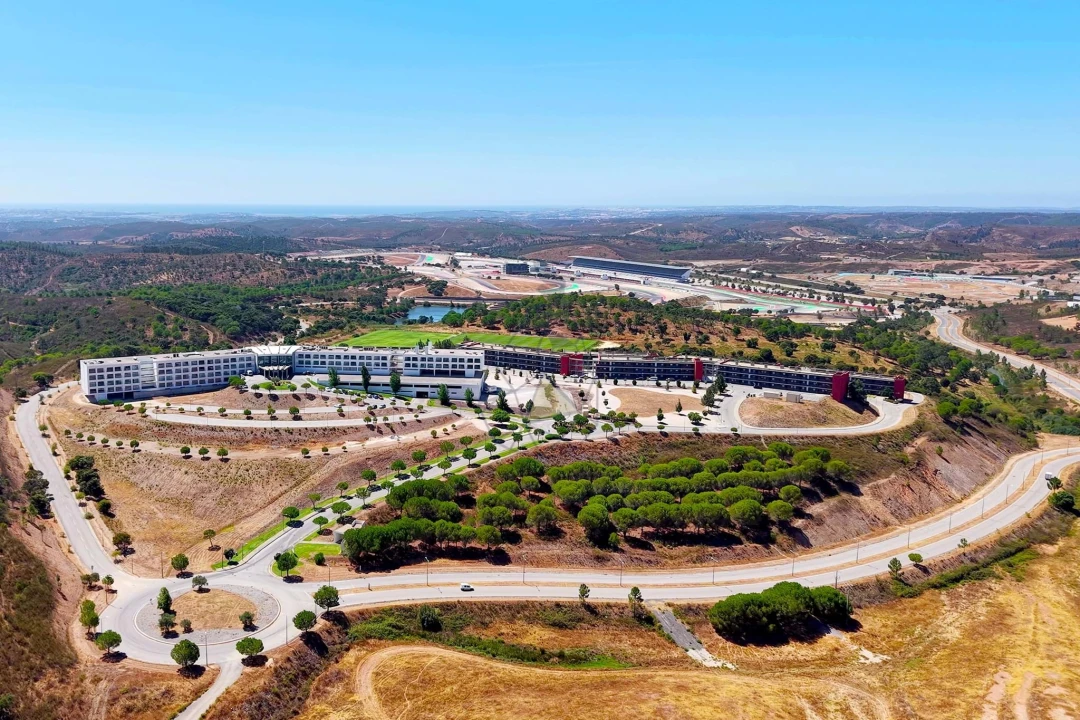 Apartamento T2 para Venda em Mexilhoeira Grande Foto 46