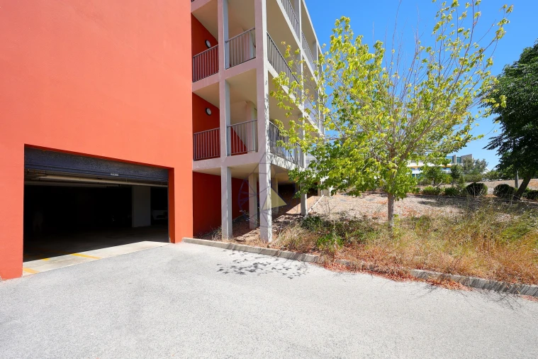 Apartamento T2 para Venda em Mexilhoeira Grande Foto 33