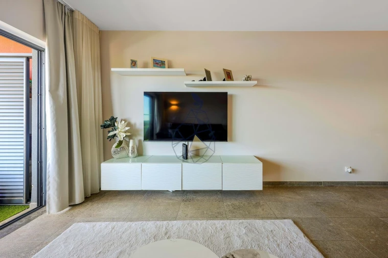 Apartamento T2 para Venda em Mexilhoeira Grande Foto 24