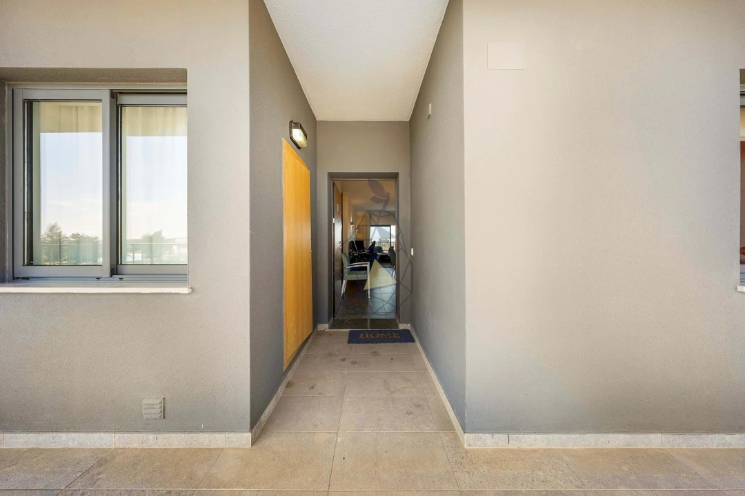 Apartamento T2 para Venda em Mexilhoeira Grande Foto 27