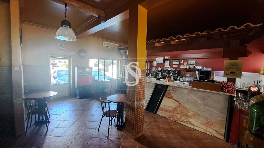 Moradia T5 para Venda em Tortosendo Foto 42