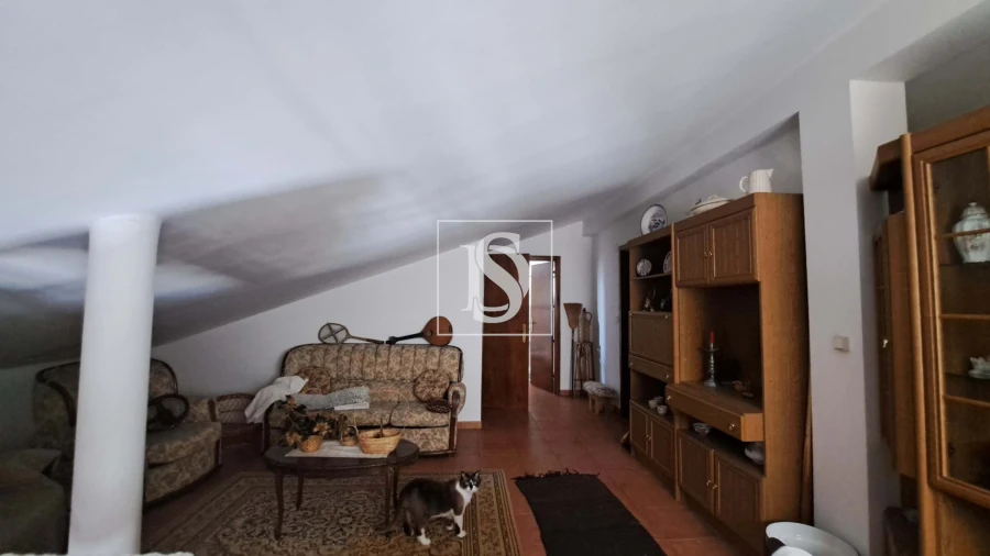 Moradia T5 para Venda em Tortosendo Foto 28