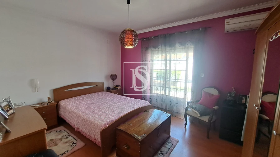 Moradia T5 para Venda em Tortosendo Foto 22