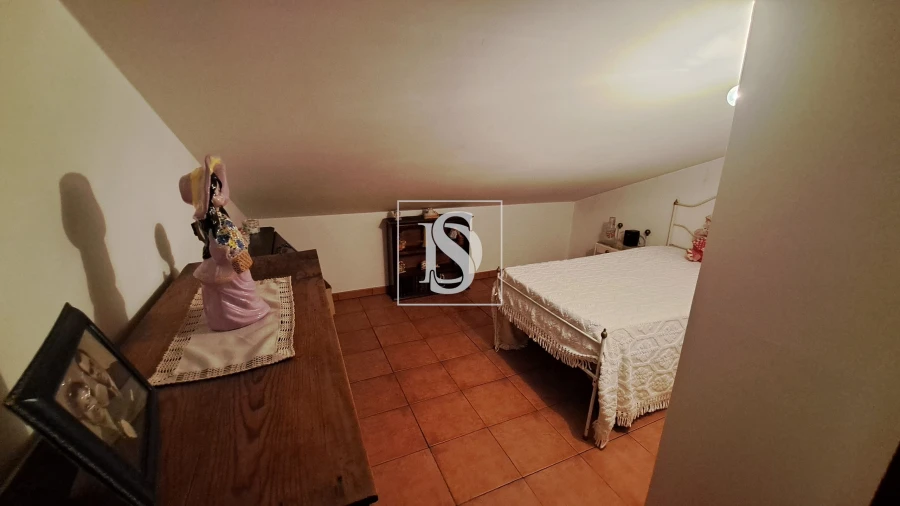 Moradia T5 para Venda em Tortosendo Foto 32